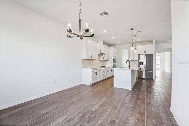 1842 COOLRIDGE PLACE, Zephyrhills, FL 33541