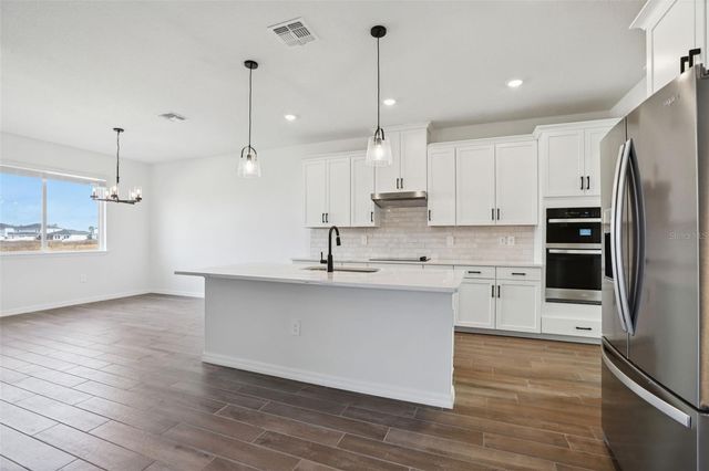 1842 COOLRIDGE PLACE, Zephyrhills, FL 33541