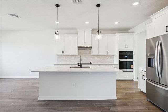 1842 COOLRIDGE PLACE, Zephyrhills, FL 33541