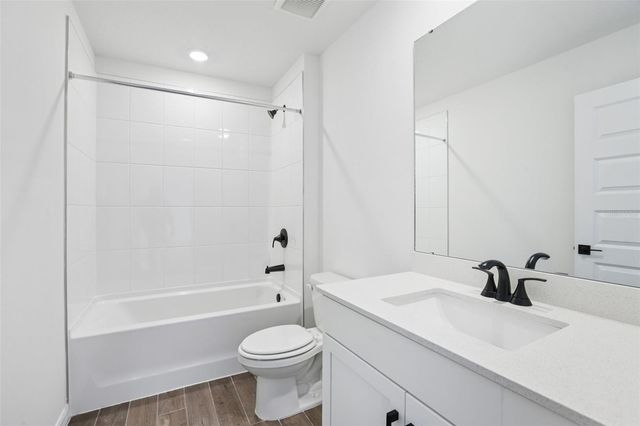 1842 COOLRIDGE PLACE, Zephyrhills, FL 33541