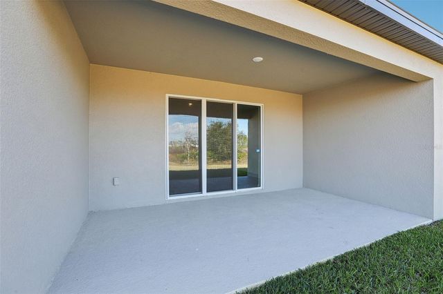 1842 COOLRIDGE PLACE, Zephyrhills, FL 33541