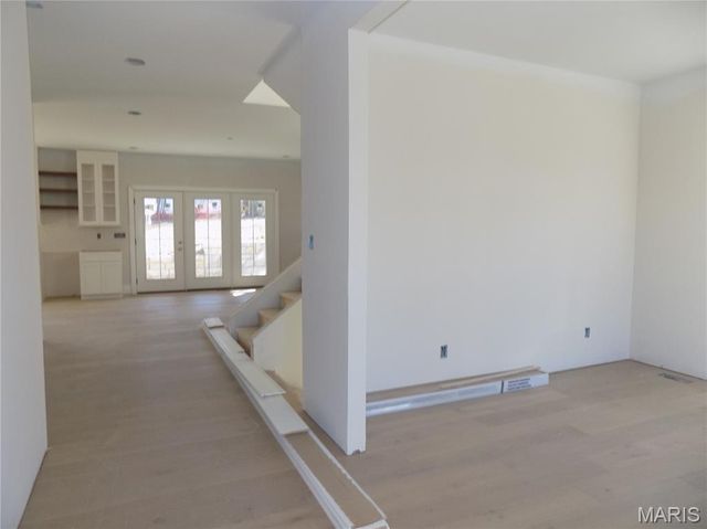 140 W Sarah Avenue, Kirkwood, MO 63122