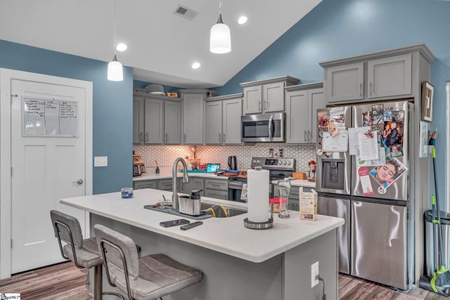 433 Analyse Drive, Wellford, SC 29385