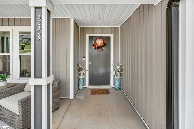 433 Analyse Drive, Wellford, SC 29385