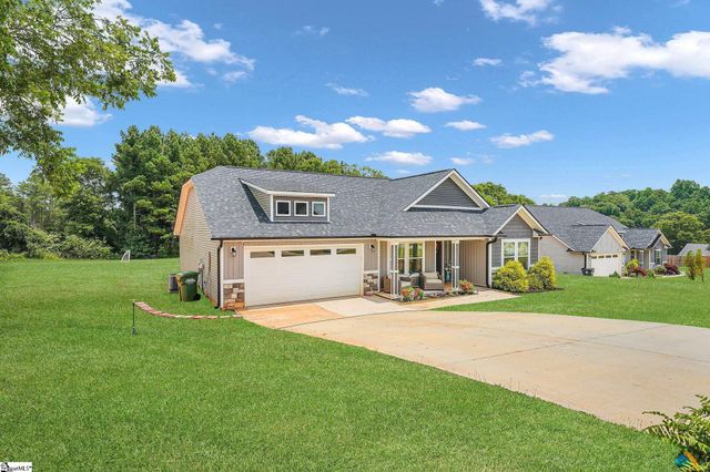 433 Analyse Drive, Wellford, SC 29385