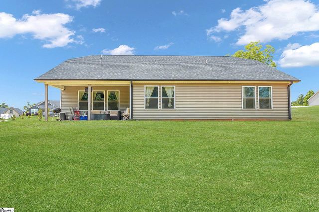 433 Analyse Drive, Wellford, SC 29385