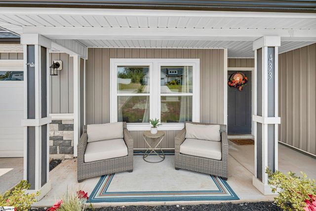 433 Analyse Drive, Wellford, SC 29385