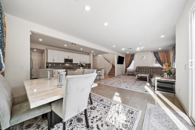 1251 S Magnolia Avenue, El Cajon, CA 92020