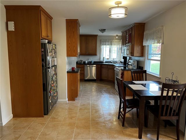 35 Austin Drive, Penfield, NY 14625