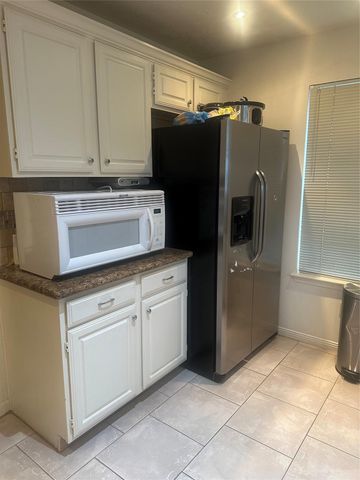 16747 Square Rigger Lane, Friendswood, TX 77546