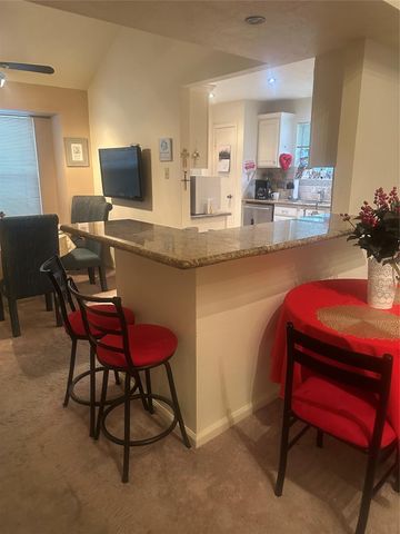 16747 Square Rigger Lane, Friendswood, TX 77546