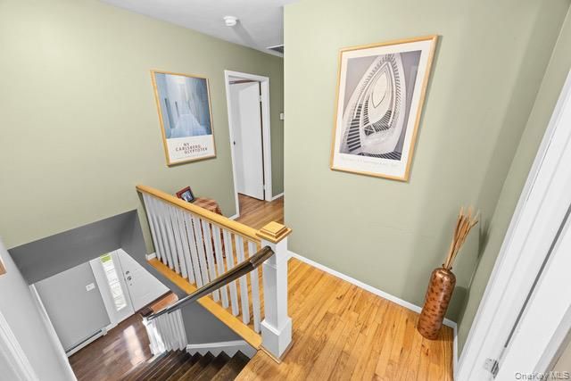 18 Robert Townsend Drive, Setauket, NY 11733