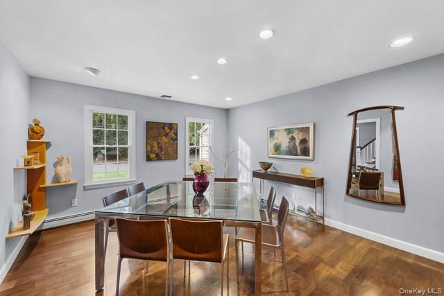 18 Robert Townsend Drive, Setauket, NY 11733