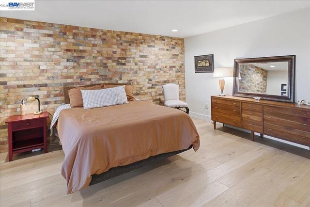 22111 Prospect St, Hayward, CA 94541