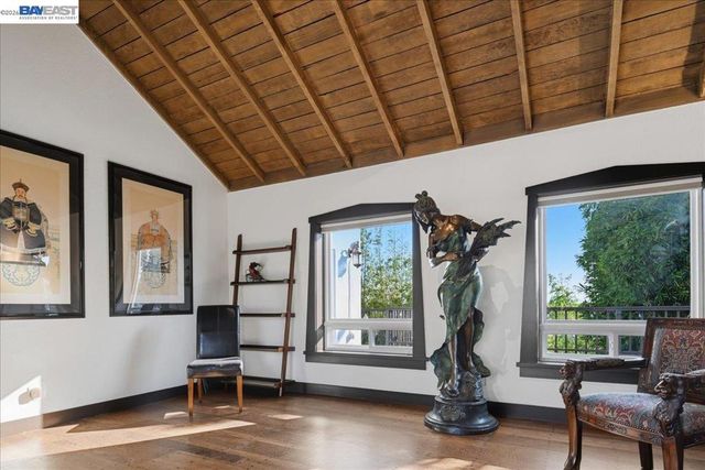 22111 Prospect St, Hayward, CA 94541