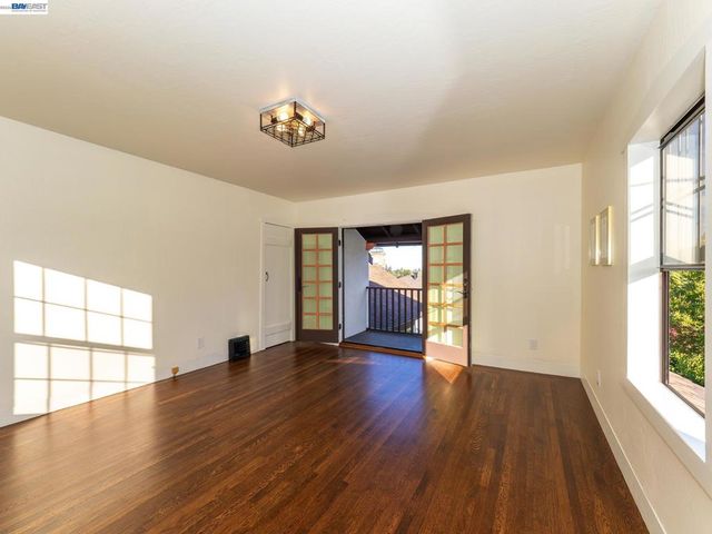 22111 Prospect St, Hayward, CA 94541