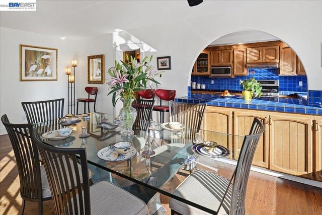 22111 Prospect St, Hayward, CA 94541