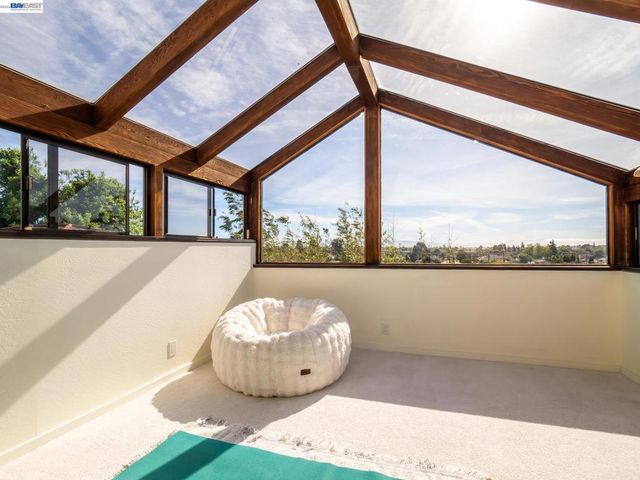 22111 Prospect St, Hayward, CA 94541