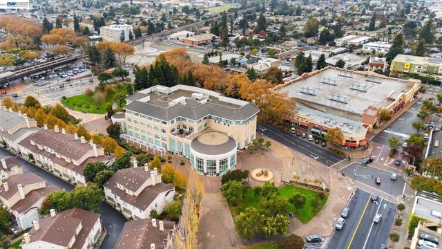 22111 Prospect St, Hayward, CA 94541