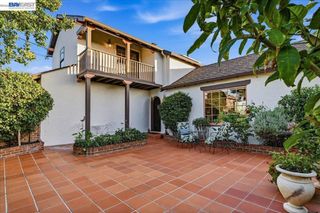 22111 Prospect St, Hayward, CA 94541