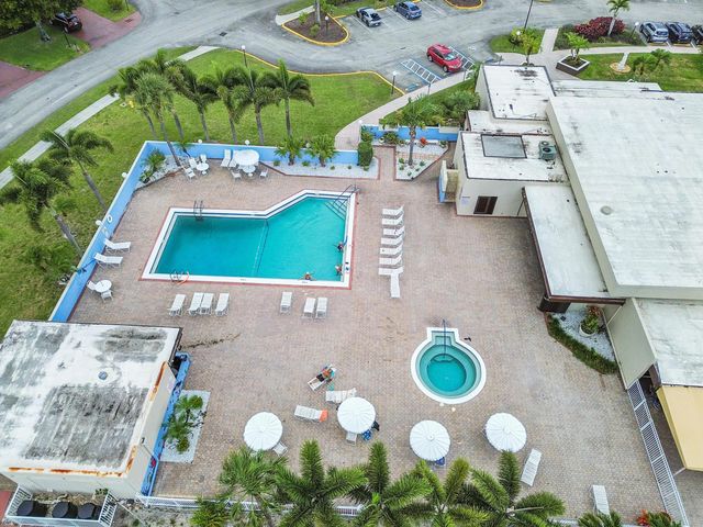 1551 SW 22nd Terrace, Deerfield Beach, FL 33442