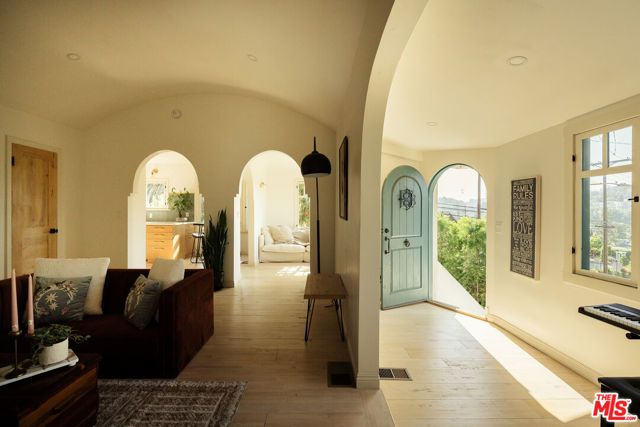 4197 York Boulevard, Los Angeles, CA 90065