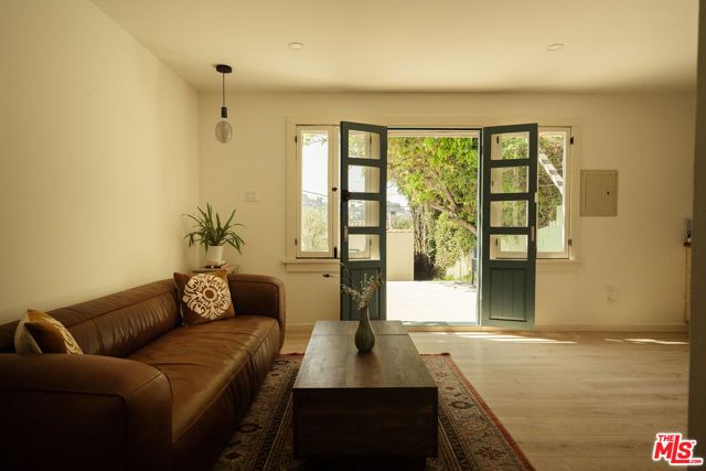4197 York Boulevard, Los Angeles, CA 90065