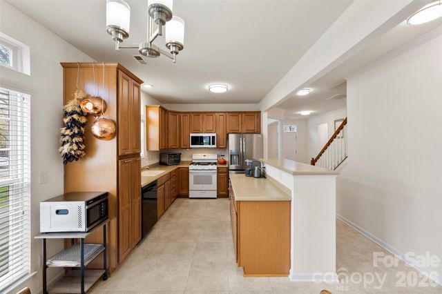 8122 Bridgegate Drive, Huntersville, NC 28078