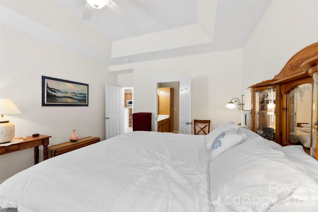 8122 Bridgegate Drive, Huntersville, NC 28078