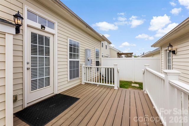 8122 Bridgegate Drive, Huntersville, NC 28078