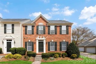 8122 Bridgegate Drive, Huntersville, NC 28078
