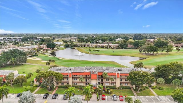 4545 Luxemburg Ct 103, Lake Worth, FL 33467