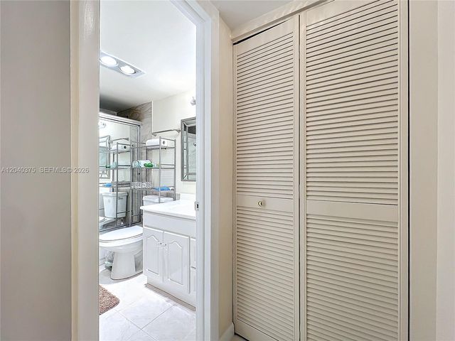 4545 Luxemburg Ct 103, Lake Worth, FL 33467