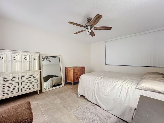 4545 Luxemburg Ct 103, Lake Worth, FL 33467
