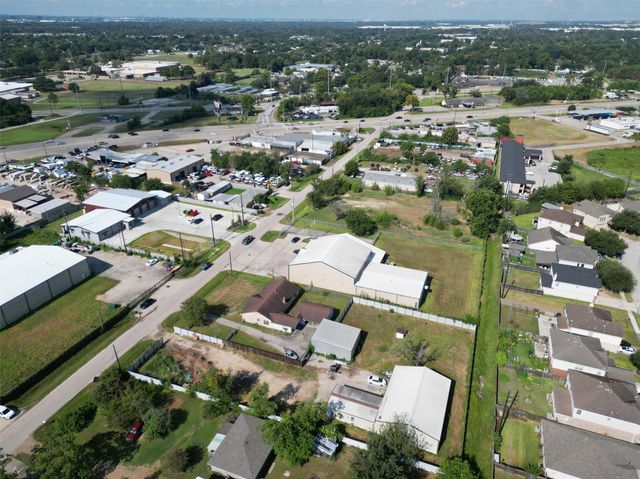 2934 Washington Drive, Houston, TX 77038