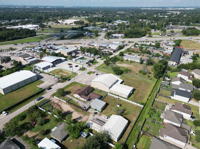 2934 Washington Drive, Houston, TX 77038