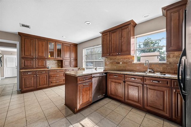 2934 Washington Drive, Houston, TX 77038