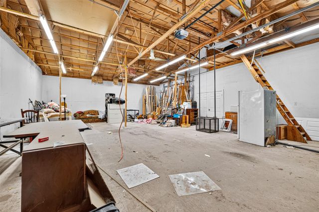 2934 Washington Drive, Houston, TX 77038
