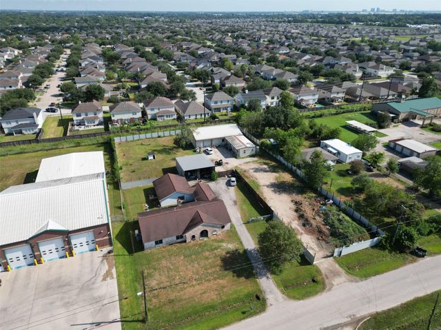 2934 Washington Drive, Houston, TX 77038