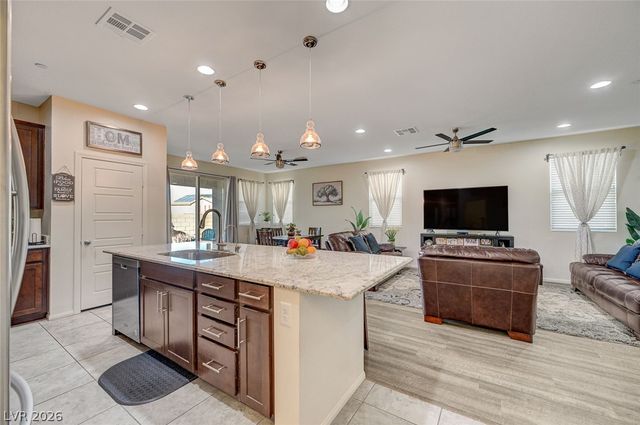 978 Spiracle Avenue, Henderson, NV 89002