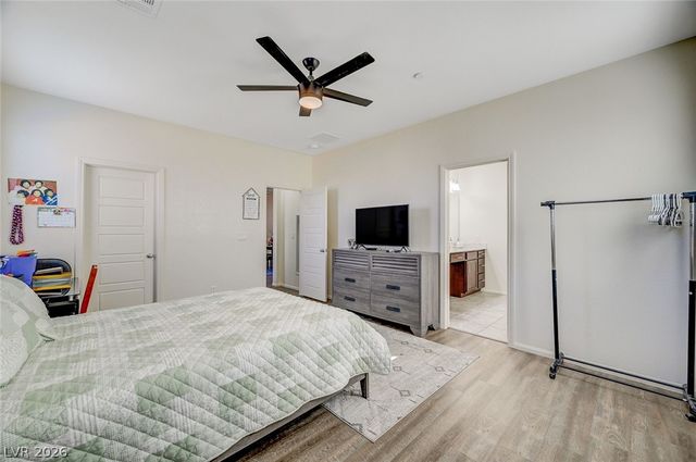 978 Spiracle Avenue, Henderson, NV 89002