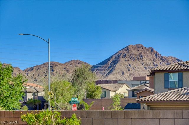 978 Spiracle Avenue, Henderson, NV 89002