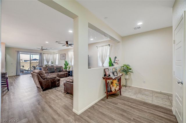 978 Spiracle Avenue, Henderson, NV 89002