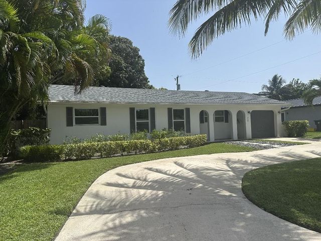 268 NW 12th St, Boca Raton, FL 33432