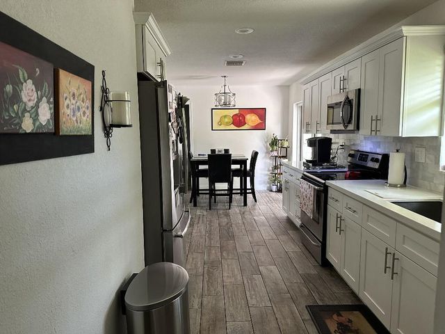 268 NW 12th St, Boca Raton, FL 33432