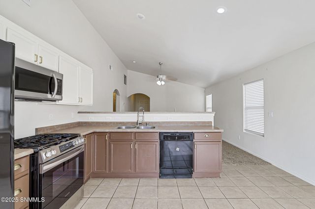 4976 Bosworth Road, Las Cruces, NM 88012