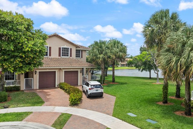 3505 Lakeside Drive, Davie, FL 33328