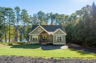 206 Elm Drive, Westminster, SC 29693