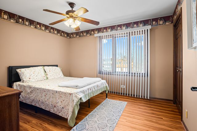 1130 N Thatcher Lane, Addison, IL 60101