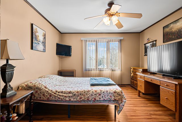 1130 N Thatcher Lane, Addison, IL 60101